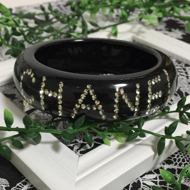 CHANEL(シャネル)の✸CHANEL ボリュームバングル✸ レディースのアクセサリー(ブレスレット/バングル)の商品写真