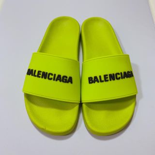 バレンシアガ(Balenciaga)のさっきー様専用　おしゃれサンダル　ネオンイエロー(サンダル)