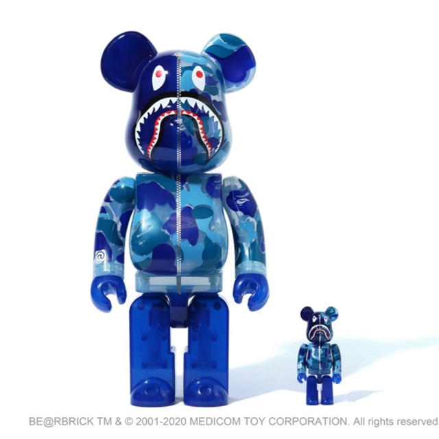 A BATHING APE(アベイシングエイプ)のBlue 100 %&400% RBRICK BAPE SHARK   エンタメ/ホビーのフィギュア(その他)の商品写真