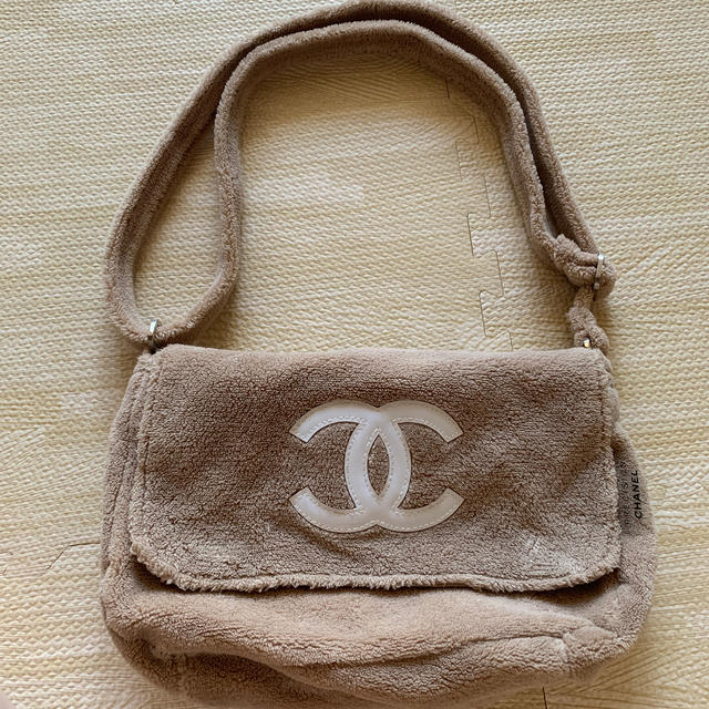 CHANEL ノベルティー ショルダー バッグ