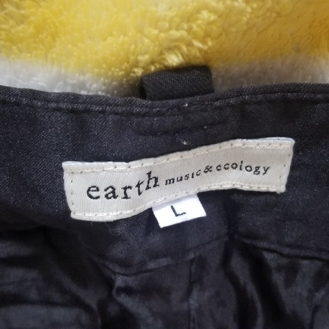 earth music & ecology(アースミュージックアンドエコロジー)のearth music & ecology　ショートパンツ　Lサイズ レディースのパンツ(ショートパンツ)の商品写真