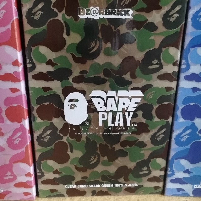 MEDICOM TOY(メディコムトイ)のBAPE BE@RBRICK 100% 400 % 3体セット ベアブリック エンタメ/ホビーのフィギュア(その他)の商品写真