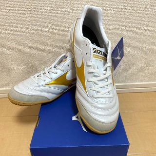 ミズノ(MIZUNO)のミズノ 数量限定 モレリア IN ホワイト×ゴールド   26.5cm(シューズ)