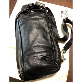 コーチ(COACH)のCOACH ショルダーバッグ 70617 トンプソン スリングバッグ 新古(ショルダーバッグ)