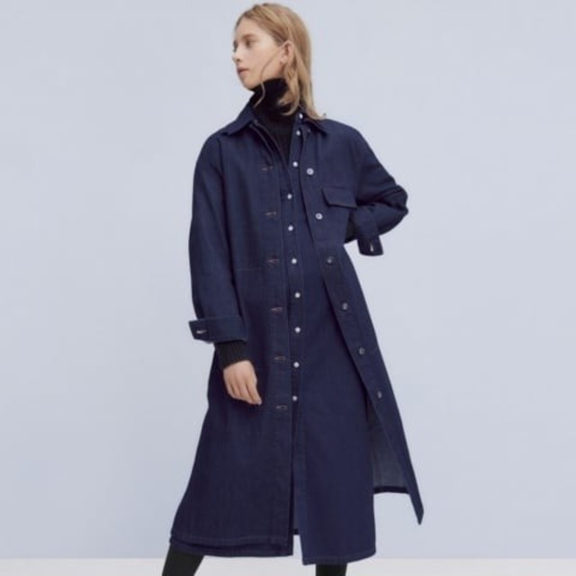 UNIQLO(ユニクロ)のUNIQLOユニクロデニムロングシャツワンピース レディースのワンピース(ロングワンピース/マキシワンピース)の商品写真