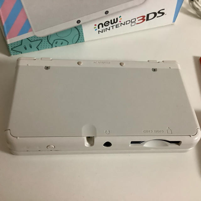 ニンテンドー3DS(ニンテンドー3DS)の専用★new  3ds 本体　着せ替えカバー　セット　ジバニャン　ホワイト エンタメ/ホビーのゲームソフト/ゲーム機本体(携帯用ゲーム機本体)の商品写真