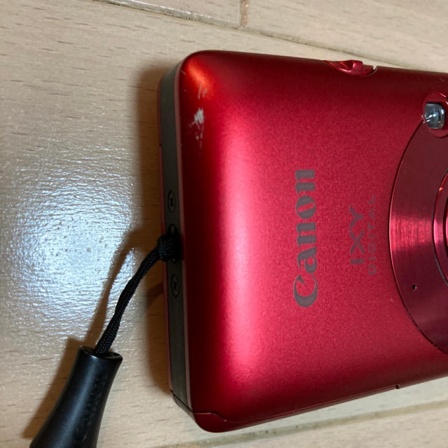 Canon(キヤノン)のCanon デジタルカメラ　IXY DIGITAL 210IS ケースつき スマホ/家電/カメラのカメラ(コンパクトデジタルカメラ)の商品写真