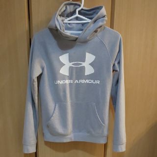 アンダーアーマー(UNDER ARMOUR)のアンダーアーマー  パーカー  150(Tシャツ/カットソー)