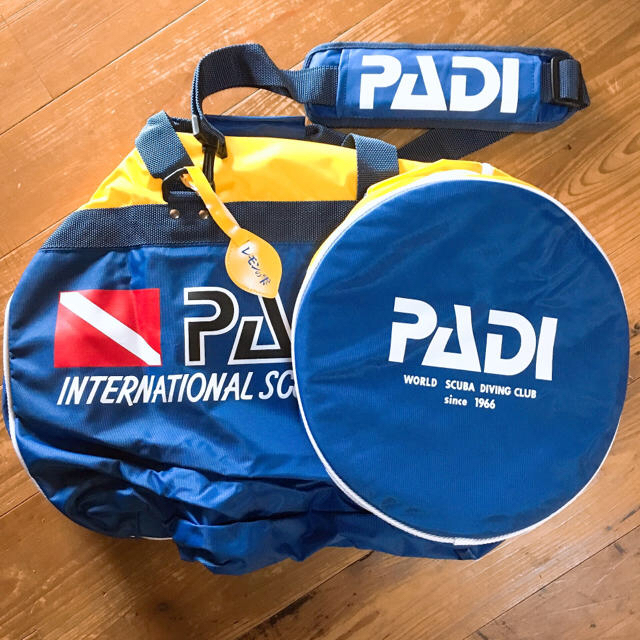 PADI  ドラムバック 非売品 メンズのバッグ(ドラムバッグ)の商品写真