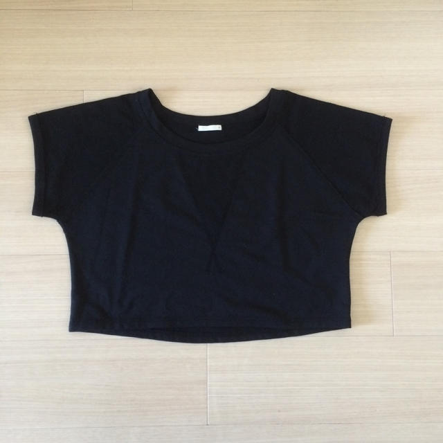GU(ジーユー)のクロップドT レディースのトップス(Tシャツ(長袖/七分))の商品写真