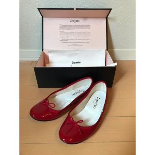 1万円お値下げ中！　repetto レペット レッドエナメル バレエシューズ