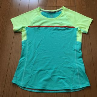 ナイキ(NIKE)のナイキ　ドライフィット　Tシャツ(Tシャツ(半袖/袖なし))