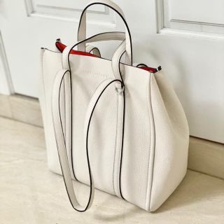 MARC JACOBS - マークジェイコブス ホワイト 本革 トートバッグ A4の