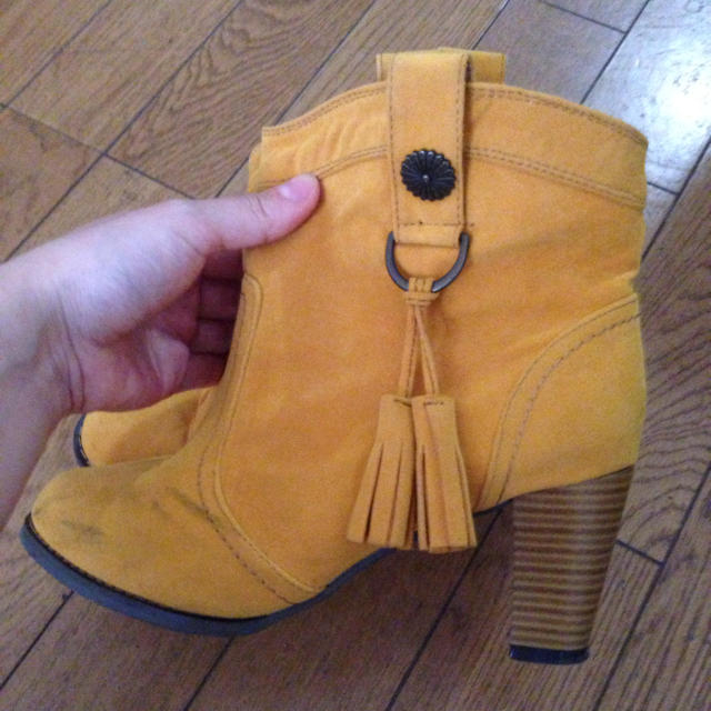 yellow boots レディースの靴/シューズ(ブーツ)の商品写真