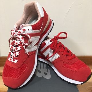 ニューバランス(New Balance)のゆう様専用！【新品】ニューバランス 574 スニーカー（レッド×ハート:24㎝）(スニーカー)