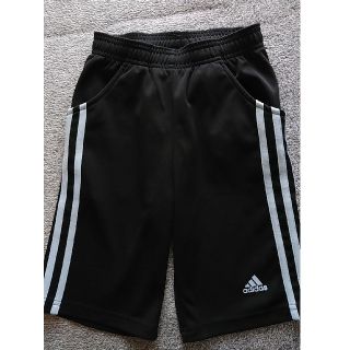 アディダス(adidas)の子供用　adidas　ハーフパンツ　130cm(パンツ/スパッツ)