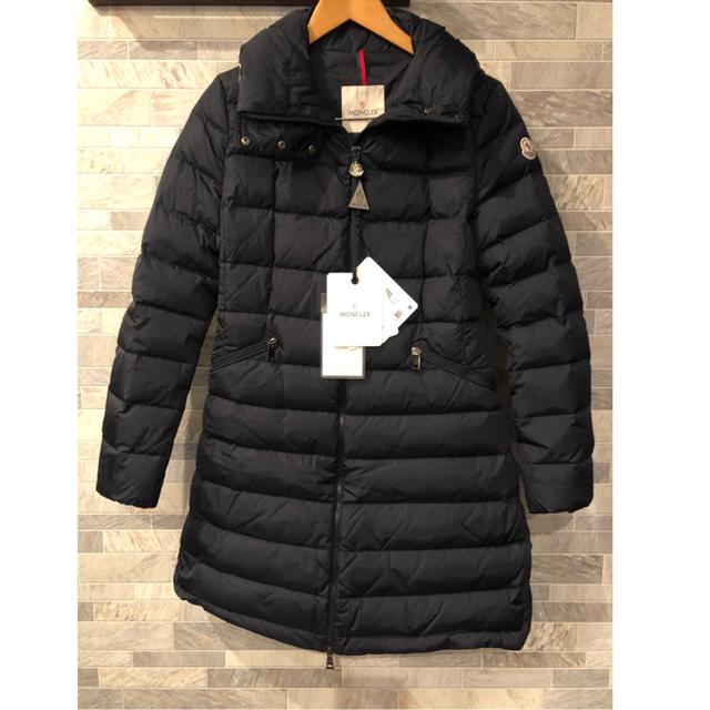 MONCLER(モンクレール)のはな様専用✤モンクレール フラメッテ ダウン  レディースのジャケット/アウター(ダウンコート)の商品写真