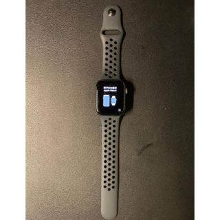 アップルウォッチ(Apple Watch)のApple Watch 4 本体　44mm アルミニウム　NIKEモデル(腕時計(デジタル))