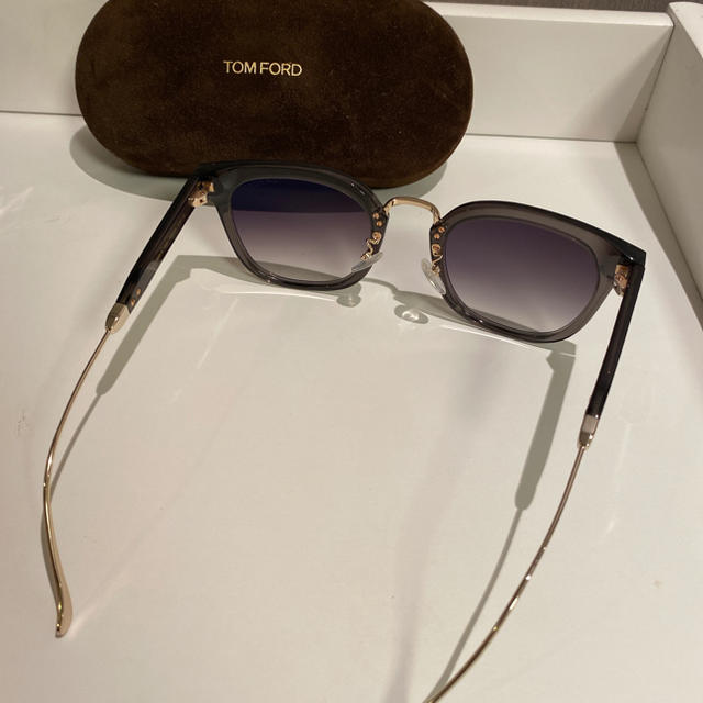 TOM FORD(トムフォード)の［値下げ］TOMFORD サングラス レディースのファッション小物(サングラス/メガネ)の商品写真