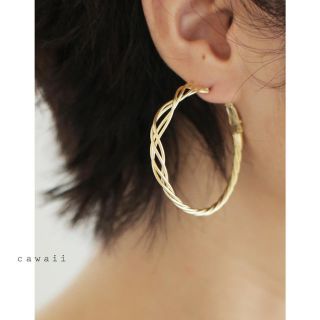 カワイイ(cawaii)のカワイイ　Cawaii ゴールドピアス(ピアス)