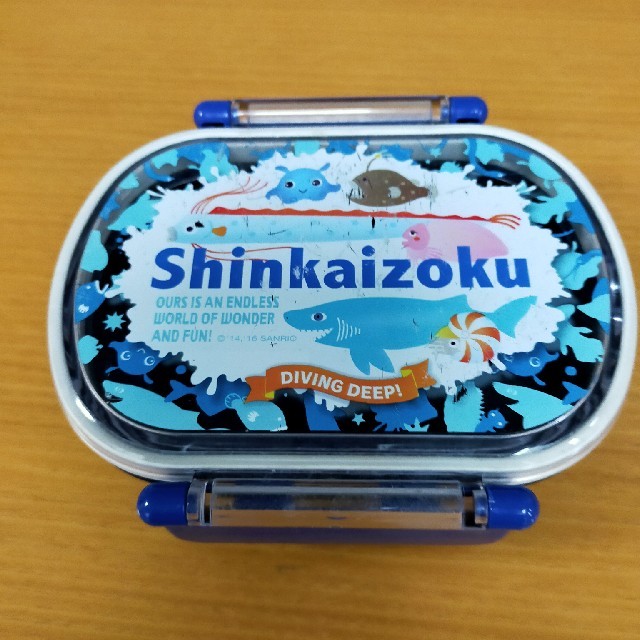 サンリオ(サンリオ)のSANRIO　Shinkaizoku お弁当箱Ｓ インテリア/住まい/日用品のキッチン/食器(弁当用品)の商品写真