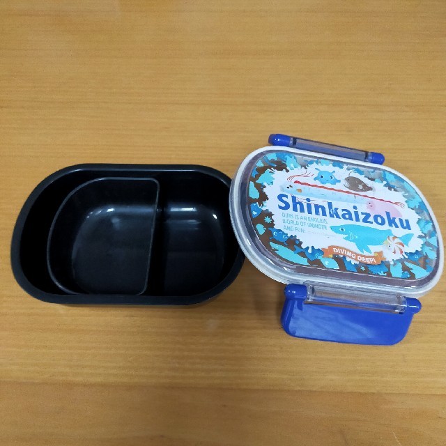 サンリオ(サンリオ)のSANRIO　Shinkaizoku お弁当箱Ｓ インテリア/住まい/日用品のキッチン/食器(弁当用品)の商品写真