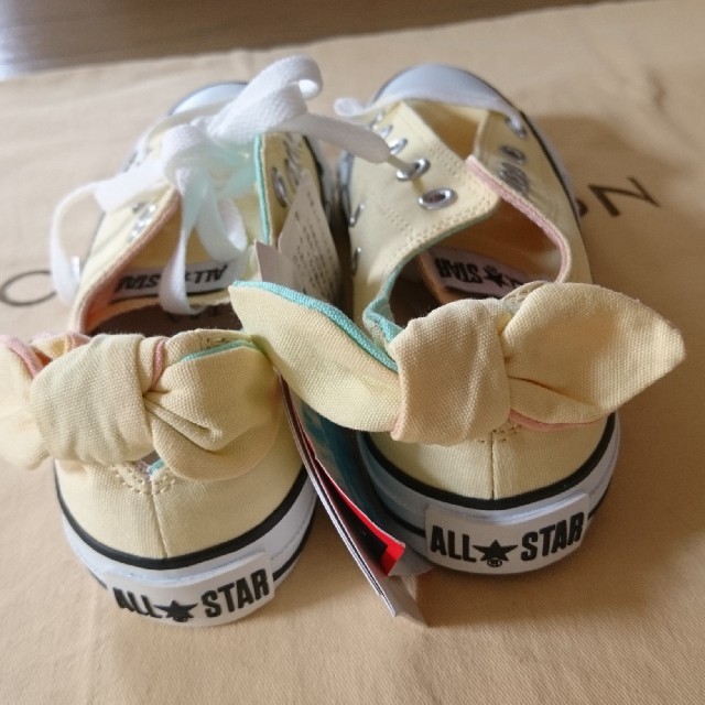 Converse コンバース リボン スニーカーの通販 By 天使のキス コンバースならラクマ Converse コンバース リボン スニーカーの通販 By 天使のキス コンバースならラクマ