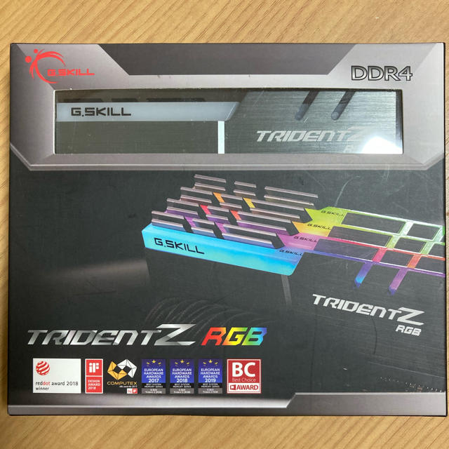 【15日まで値下中！】DDR4 3600 TRIDENT Z RGB 8GB×4PC/タブレット