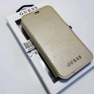 ゲス(GUESS)のGUESS ゲス iPhone 11 フリップケース ゴールド(iPhoneケース)