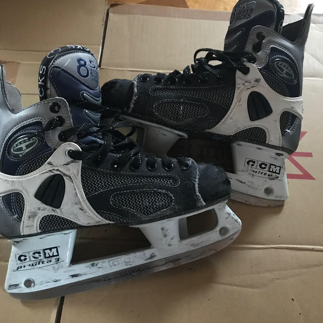 アイスホッケー　スケート靴　CCM SUPERTACKS852