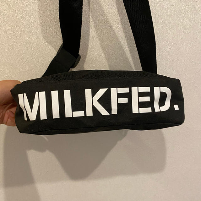 MILKFED.(ミルクフェド)のMILKFED ミルクフェド　ミニショルダーバッグ　ムック本 レディースのバッグ(ショルダーバッグ)の商品写真