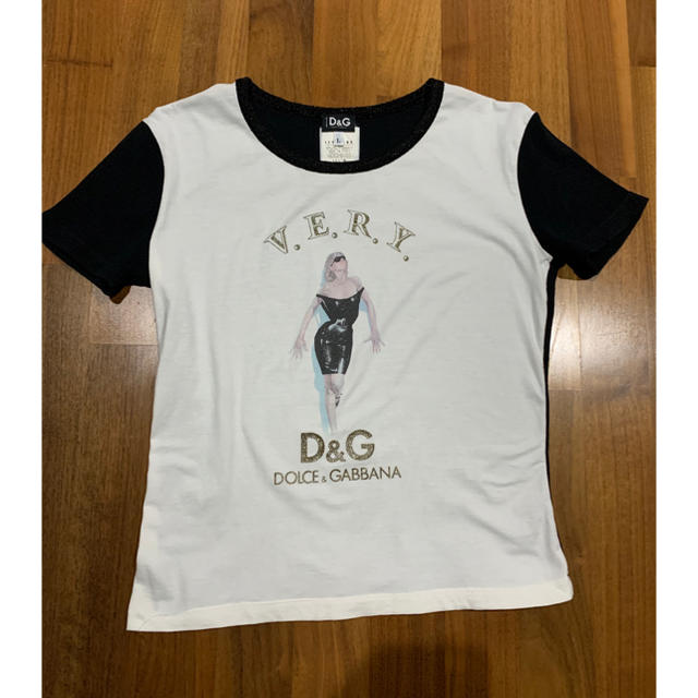 D&G(ディーアンドジー)のD&G  Tシャツ L  DOLCE & GABBANA  レディースのトップス(Tシャツ(半袖/袖なし))の商品写真