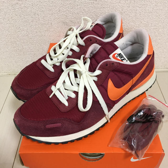 NIKE(ナイキ)のNIKE スニーカー  箱無し　古着　ランニングシューズ メンズの靴/シューズ(スニーカー)の商品写真