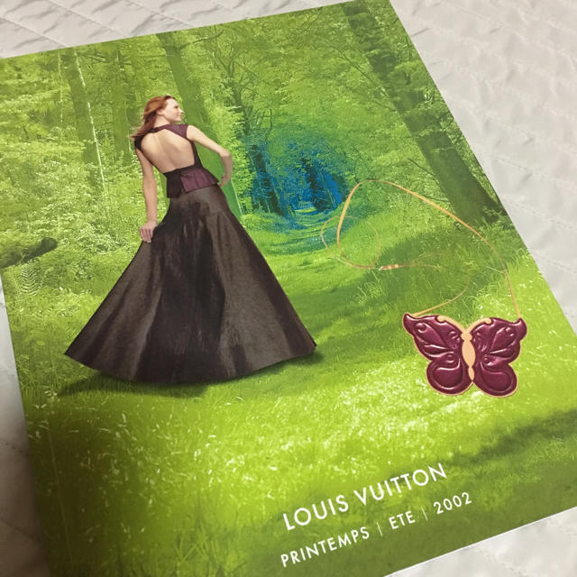 LOUIS VUITTON(ルイヴィトン)のLouis Vuitton ルイヴィトン カタログ 2002年 エンタメ/ホビーの雑誌(ファッション)の商品写真