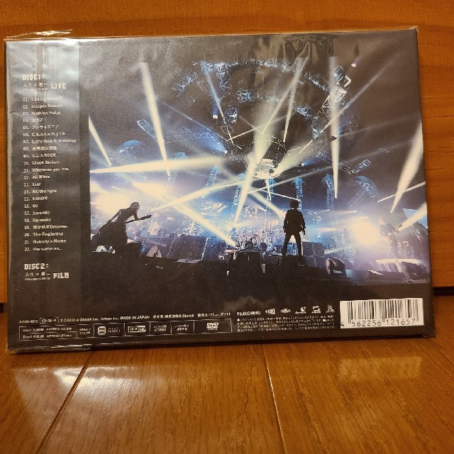 ONE OK ROCK(ワンオクロック)のONE OK ROCK　2013“人生×君＝”TOUR　LIVE＆FILM DV エンタメ/ホビーのDVD/ブルーレイ(ミュージック)の商品写真