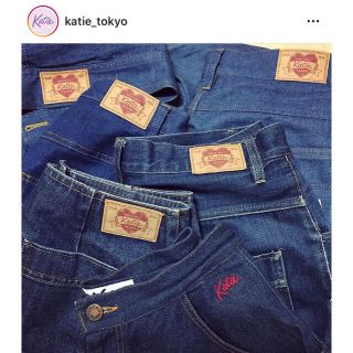 Katie - katie ケイティ スキニー パンツ ブラック👖の通販 by ...