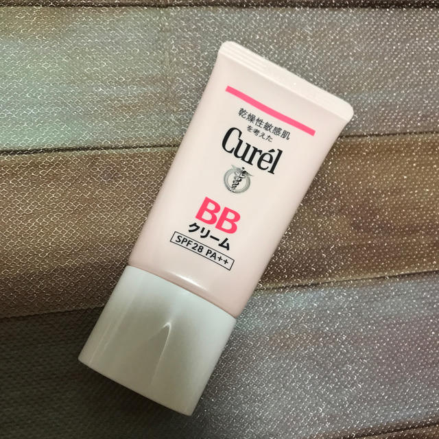 Curel(キュレル)のキュレル BBクリーム 明るい肌色 コスメ/美容のベースメイク/化粧品(BBクリーム)の商品写真