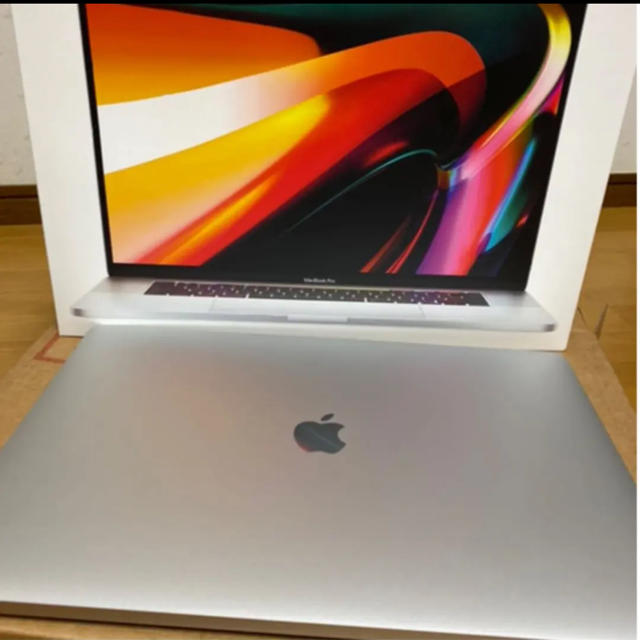 Apple MacBook Pro16インチCTOモデルノートPC（ほぼ未使用）