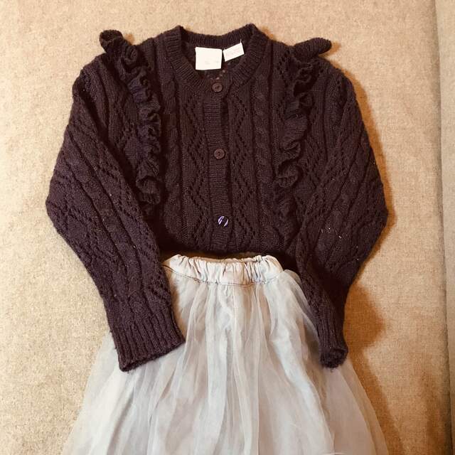 ZARA KIDS(ザラキッズ)のzara girl カーディガン 紫 110 キッズ/ベビー/マタニティのキッズ服女の子用(90cm~)(カーディガン)の商品写真