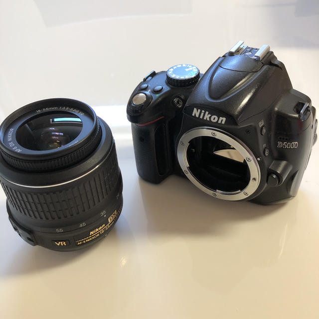 Nikon(ニコン)のNikon D5000     デジタル一眼レフカメラ スマホ/家電/カメラのカメラ(デジタル一眼)の商品写真