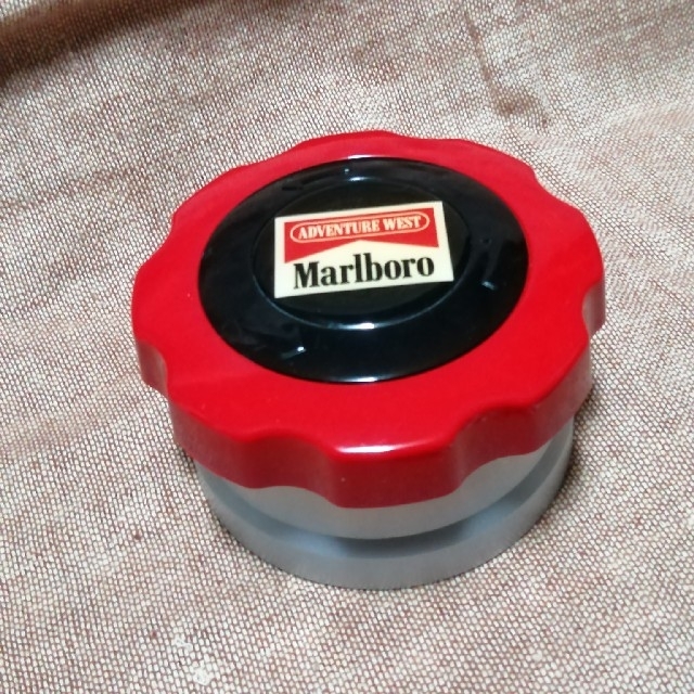 【新品】Marlboro　マルボロ　小物入れ　灰皿 インテリア/住まい/日用品のインテリア小物(小物入れ)の商品写真
