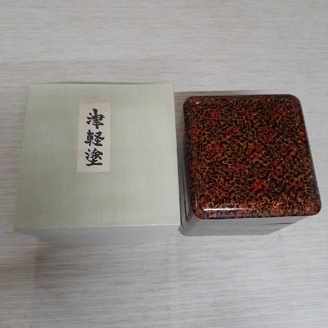 津軽塗り　三段重　未使用品 エンタメ/ホビーの美術品/アンティーク(漆芸)の商品写真