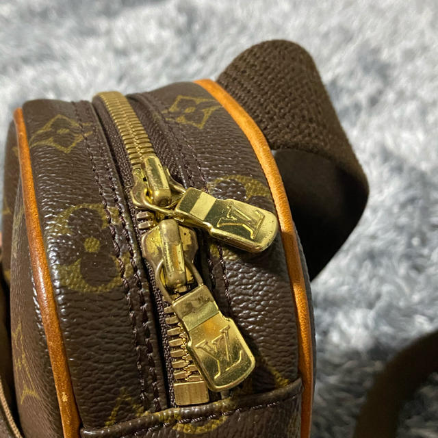 LOUIS VUITTON(ルイヴィトン)のルイヴィトン ポシェットガンジュ レディースのバッグ(ボディバッグ/ウエストポーチ)の商品写真