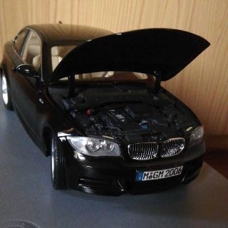 ビーエムダブリュー(BMW)の最終値下げ！☆匿名配送☆Kyosho　BMW  1/18 1er Coupe(ミニカー)