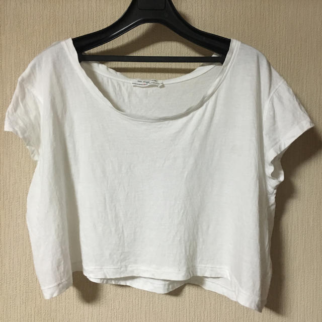 ZARA(ザラ)のZARA◉ショート丈トップス レディースのトップス(Tシャツ(半袖/袖なし))の商品写真