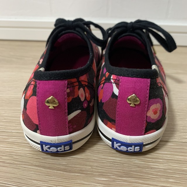 Keds(ケッズ)の値下げ♥️【新品・送料込】ｹｲﾄｽﾍﾟｰﾄﾞ×Kedsｺﾗﾎﾞｽﾆｰｶ US6 レディースの靴/シューズ(スニーカー)の商品写真