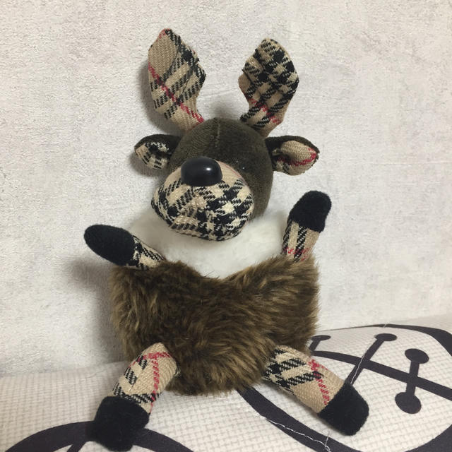 BURBERRY(バーバリー)の🌟再値下げ🌟バーバリー トナカイ ぬいぐるみ エンタメ/ホビーのおもちゃ/ぬいぐるみ(ぬいぐるみ)の商品写真