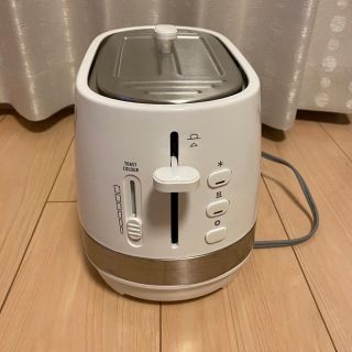 デロンギ(DeLonghi)のデロンギ　ポップアップトースター(調理機器)