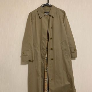 バーバリー(BURBERRY)のBurberry トレンチコート(トレンチコート)