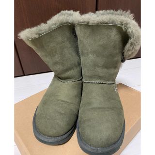 アグ(UGG)のUGGムートンブーツ　スワロフスキー付き(ブーツ)